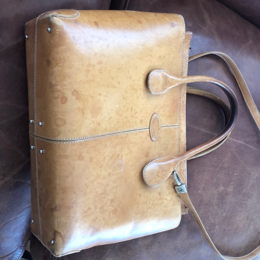 Handbag - Picture 2 of 3